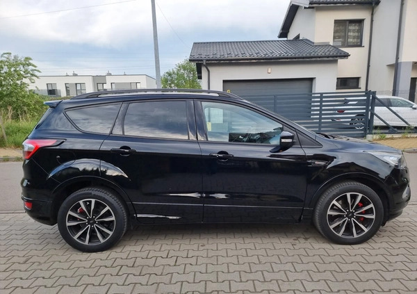 Ford Kuga cena 109899 przebieg: 70000, rok produkcji 2019 z Sosnowiec małe 596